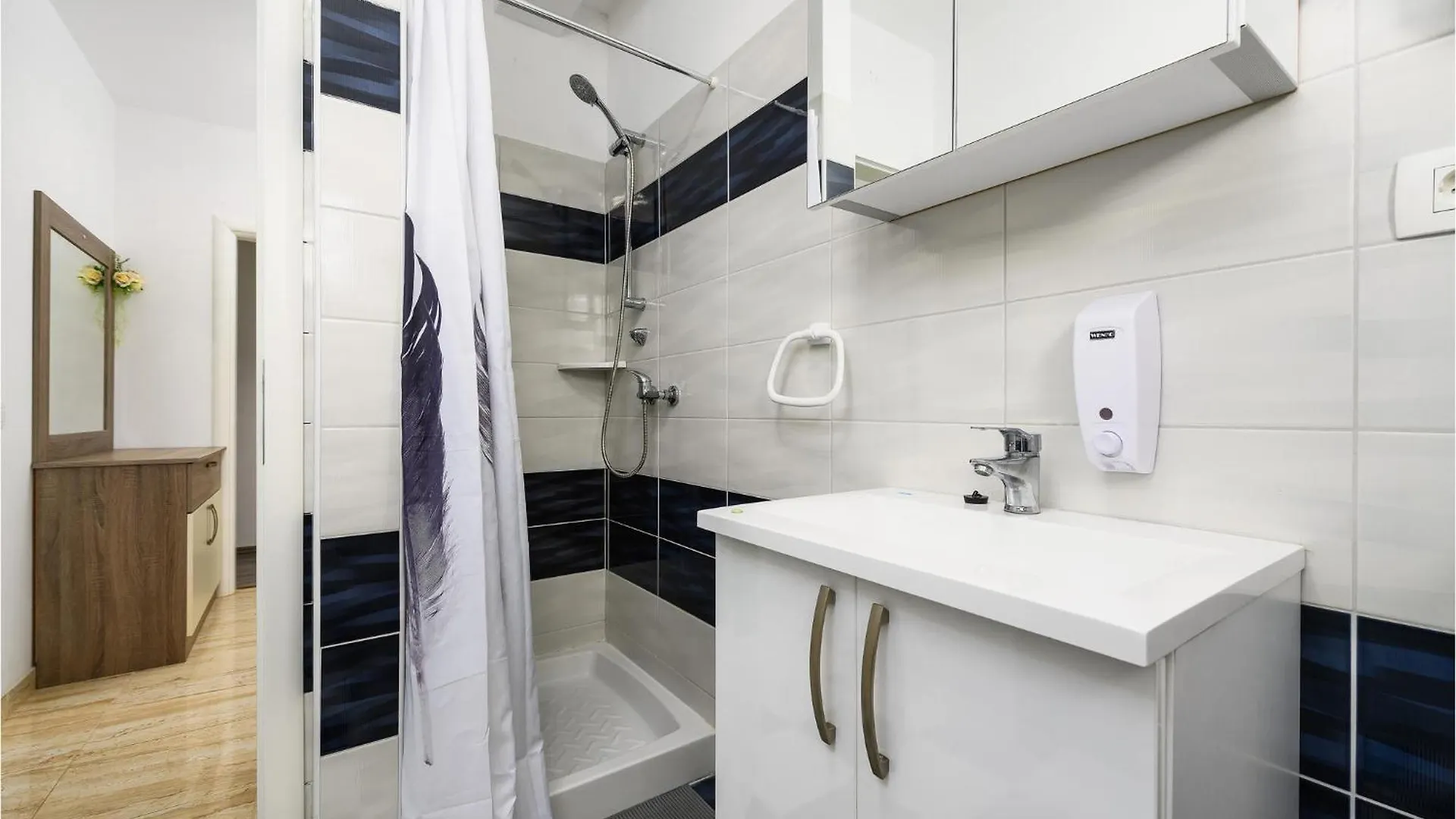 Four-Bedroom Holiday Home In Rovinjsko Selo 0*,